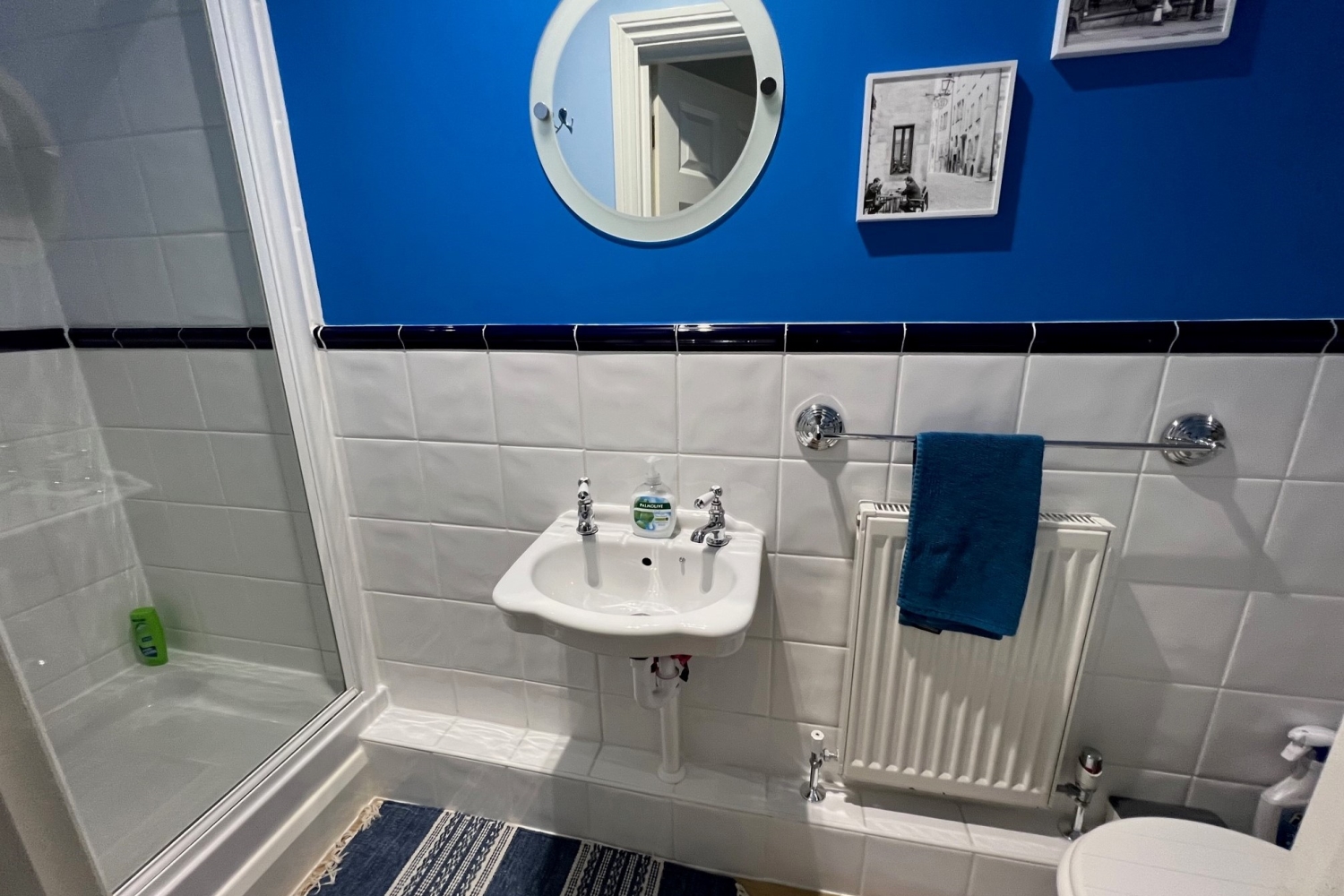 Chiltern Close, StainesuponThames, Surrey, TW18 Nevin And Wells